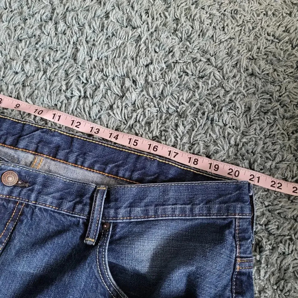 Levi's 569 Men's Jeans Shorts Size 42 Blue Denim 100% Cotton 5-Pockets Mid-Rise - Picture 9 of 10
